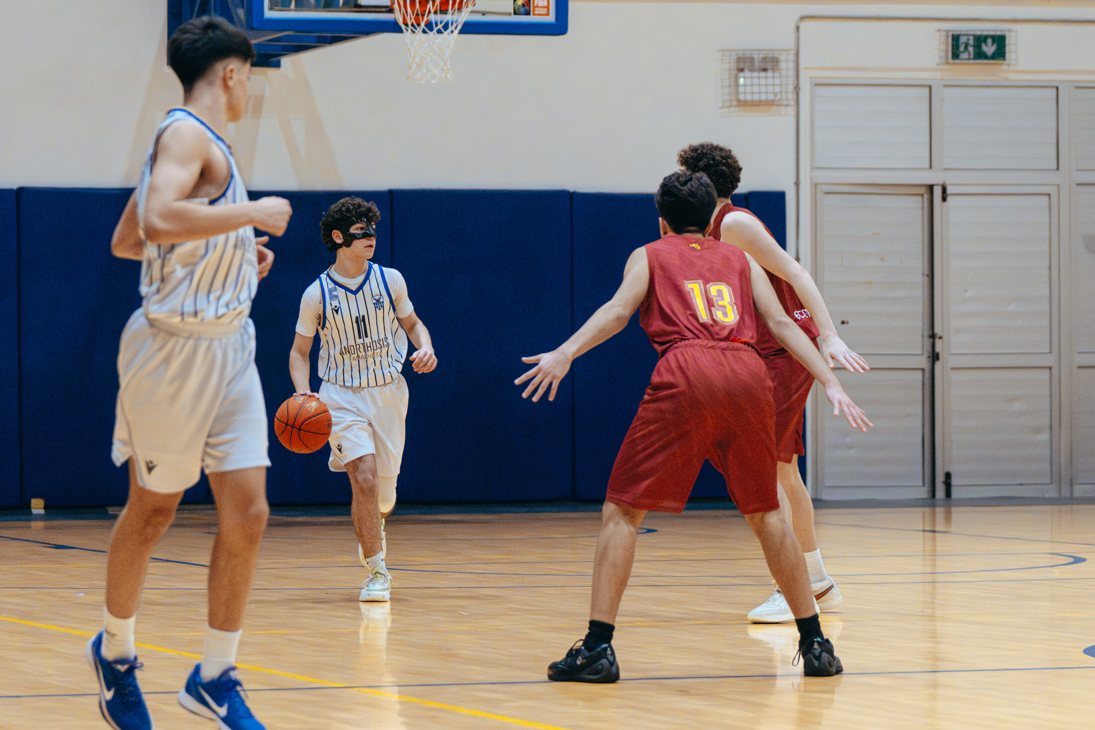 Basketball game photographed by George Koumas